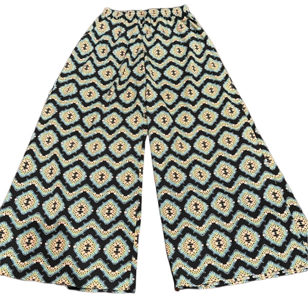 **NWOT** Bar III Wide Leg Printed Pants
